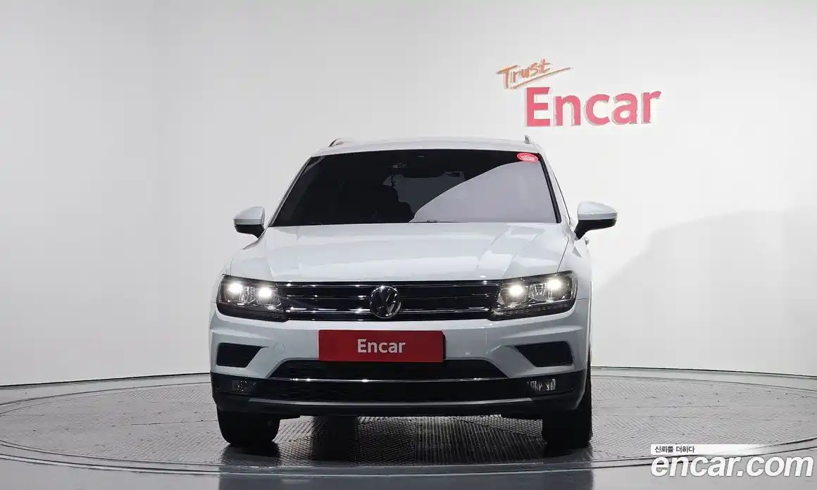 Volkswagen Tiguan 2019 2.0 гидро в Москве № 215197, фото 3