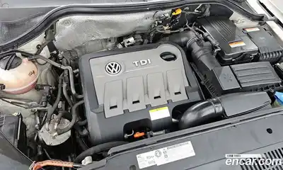Volkswagen Tiguan 2012 2.0 гидро в Москве № 215243, миниатюра 6