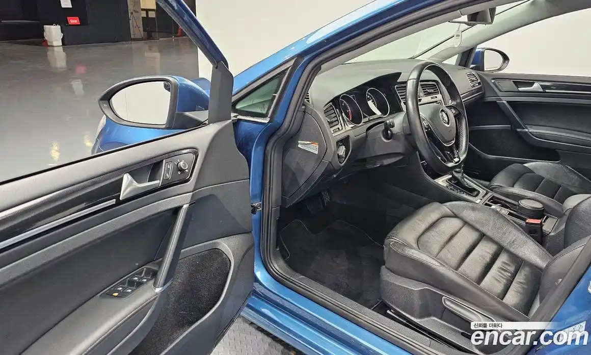 Volkswagen Golf 2014 2.0 гидро в Москве № 215256, фото 11