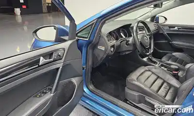 Volkswagen Golf 2014 2.0 гидро в Москве № 215256, миниатюра 11