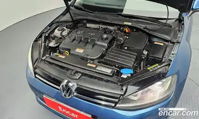 Volkswagen Golf 2014 2.0 гидро в Москве № 215256, миниатюра 6