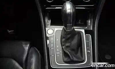 Volkswagen Golf 2014 2.0 гидро в Москве № 215256, миниатюра 9