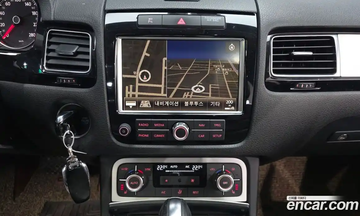 Volkswagen Touareg 2014 3.0 гидро в Москве № 215389, фото 14