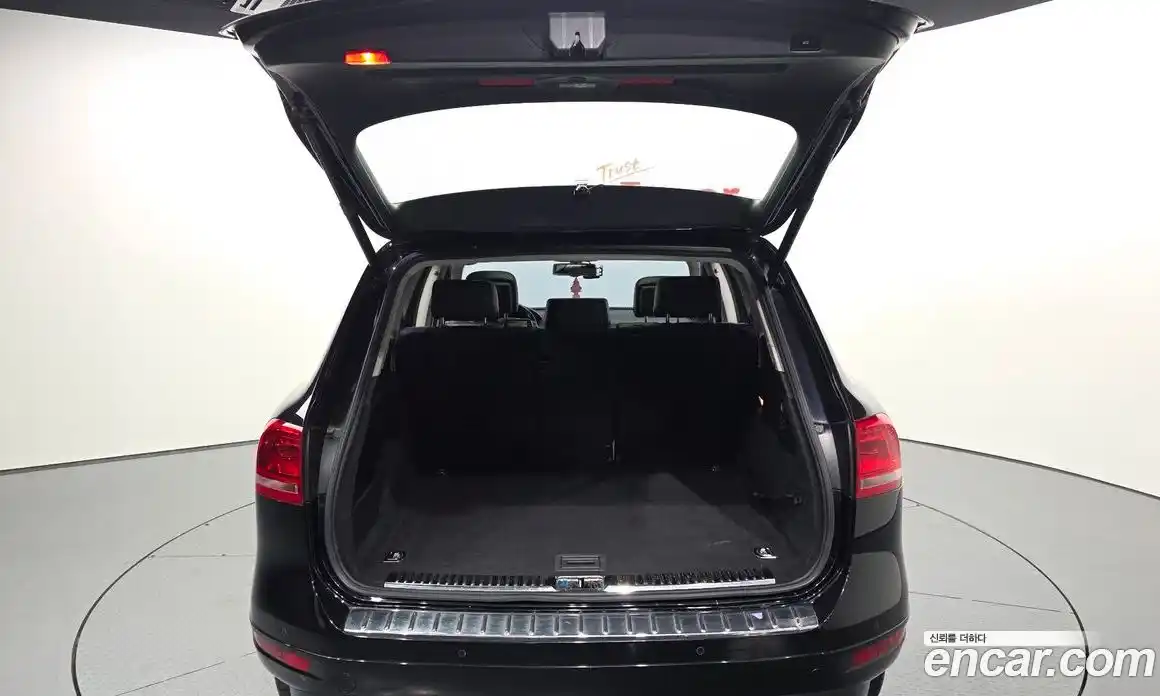 Volkswagen Touareg 2014 3.0 гидро в Москве № 215389, фото 20