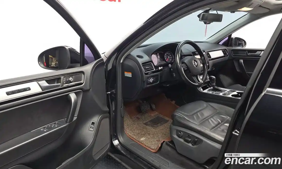 Volkswagen Touareg 2014 3.0 гидро в Москве № 215389, фото 10