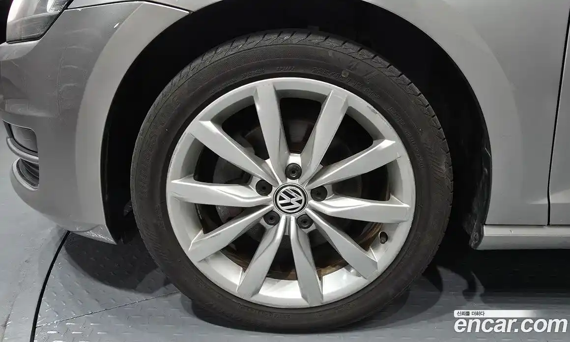 Volkswagen Golf 2014 2.0 гидро в Москве № 223809, фото 5