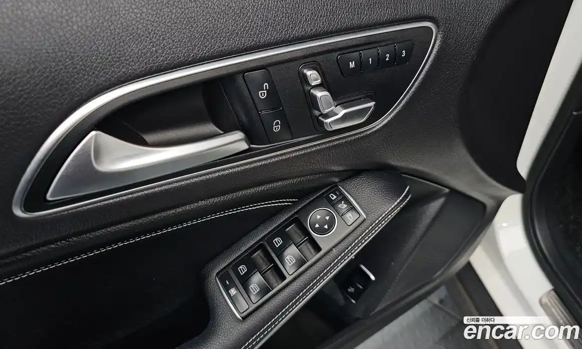 Mercedes-Benz GLA-Class 2019 2.0 гидро в Москве № 224977, фото 17