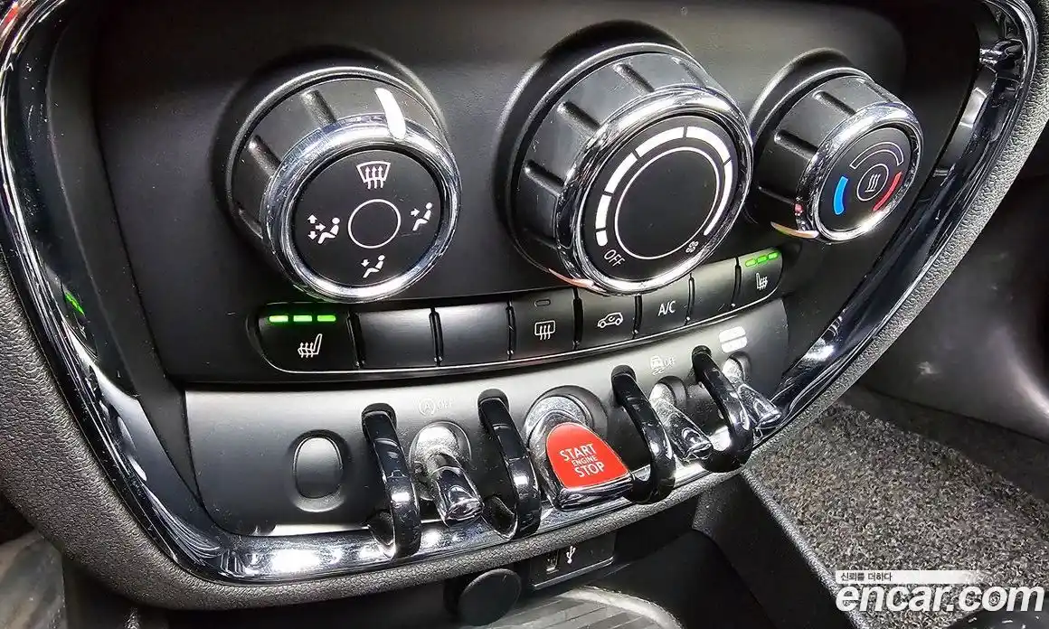 Mini Clubman 2018 1.5 гидро в Москве № 229280, фото 19