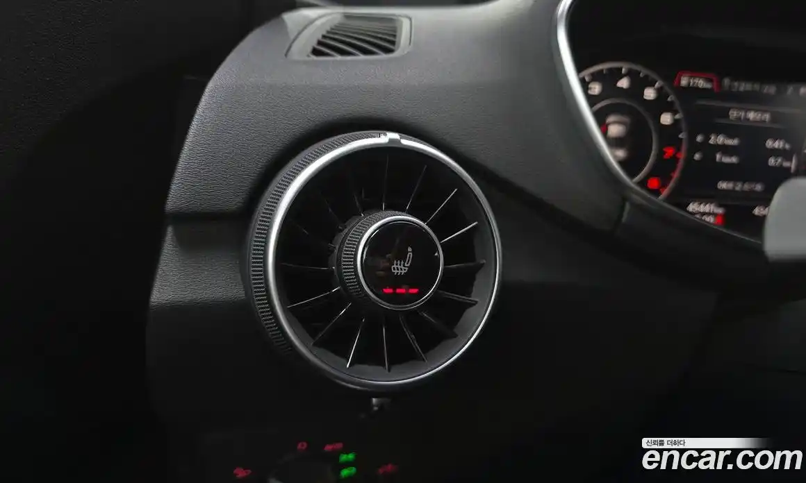 Audi TT 2016 2.0 гидро в Москве № 229729, фото 15