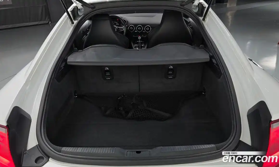 Audi TT 2016 2.0 гидро в Москве № 229729, фото 20