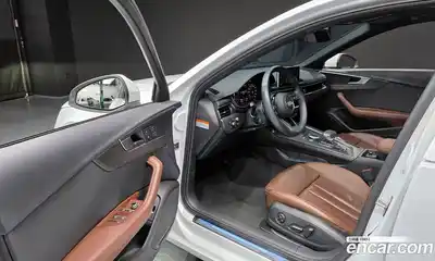 Audi A4 2019 2.0 гидро в Москве № 229761, миниатюра 11
