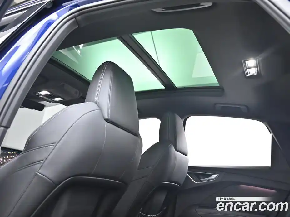 Audi Q4 e-tron 2023 1.0 гидро в Москве № 230349, фото 19