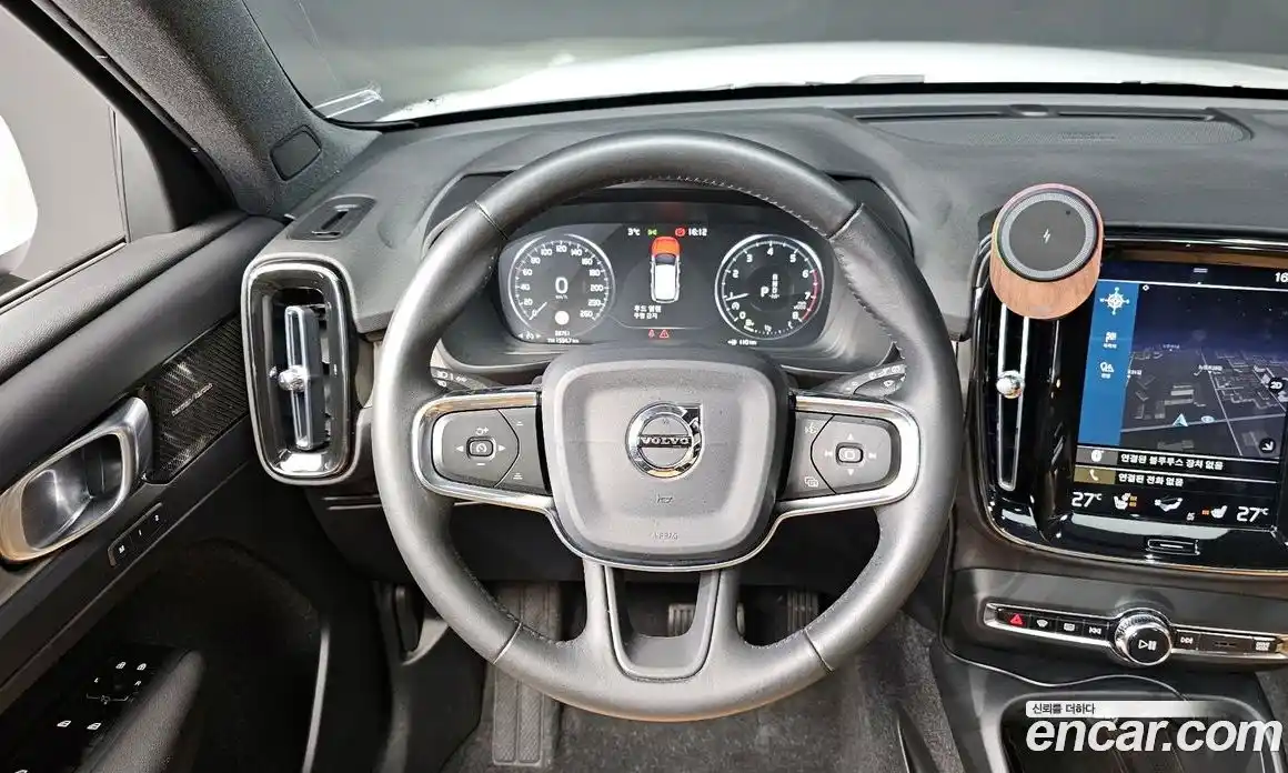Volvo XC40 2019 2.0 гидро в Москве № 230436, фото 13
