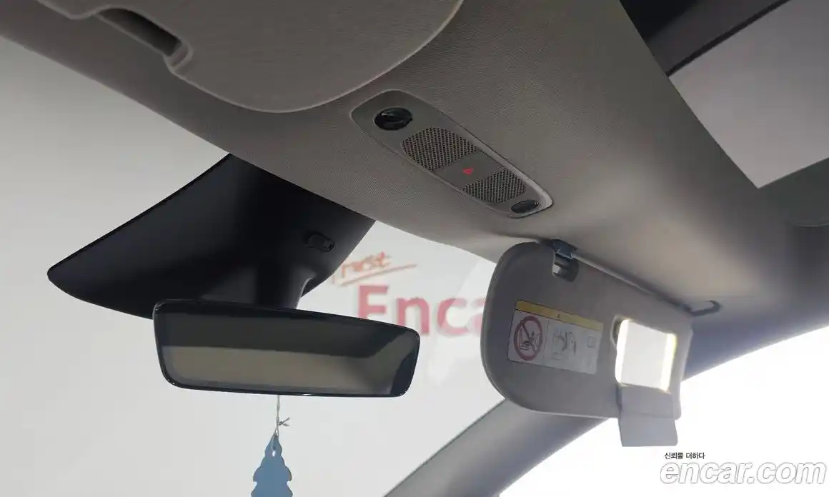 Tesla Model Y 2024 0.2 гидро в Москве № 231690, фото 17