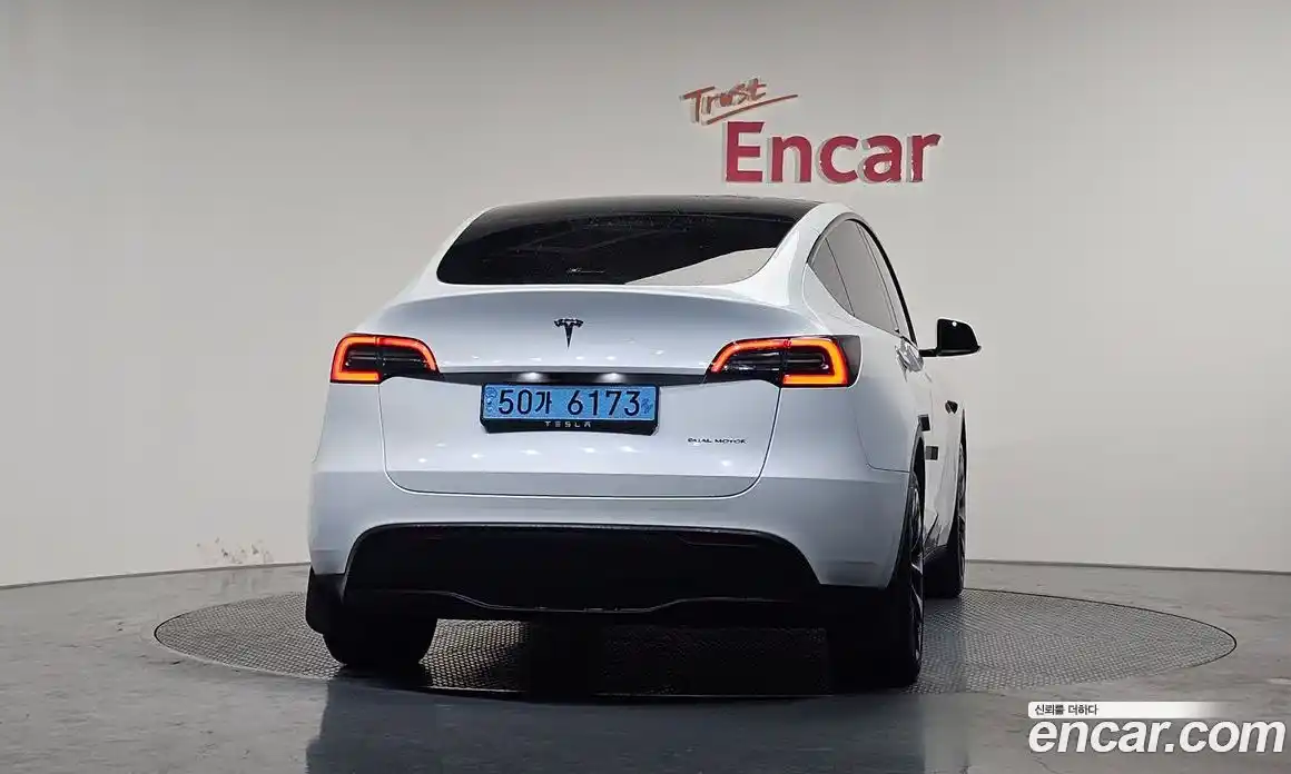 Tesla Model Y 2024 0.2 гидро в Москве № 231690, фото 3
