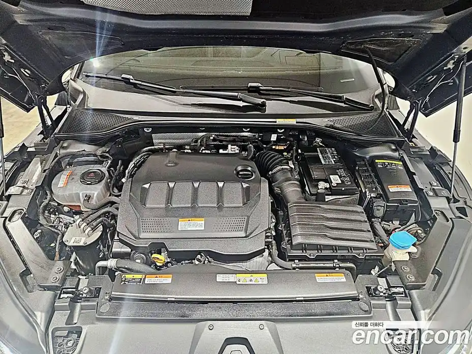 Volkswagen Arteon 2023 2.0 гидро в Москве № 232088, фото 6