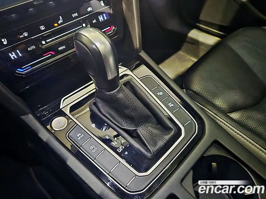 Volkswagen Arteon 2023 2.0 гидро в Москве № 232088, фото 9