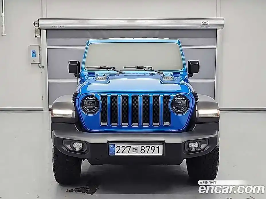 Jeep Wrangler 2023 2.0 гидро в Москве № 232287, фото 3