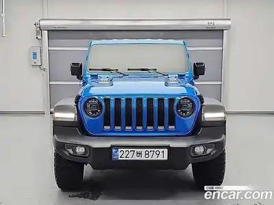 Jeep Wrangler 2023 2.0 гидро в Москве № 232287, миниатюра 3