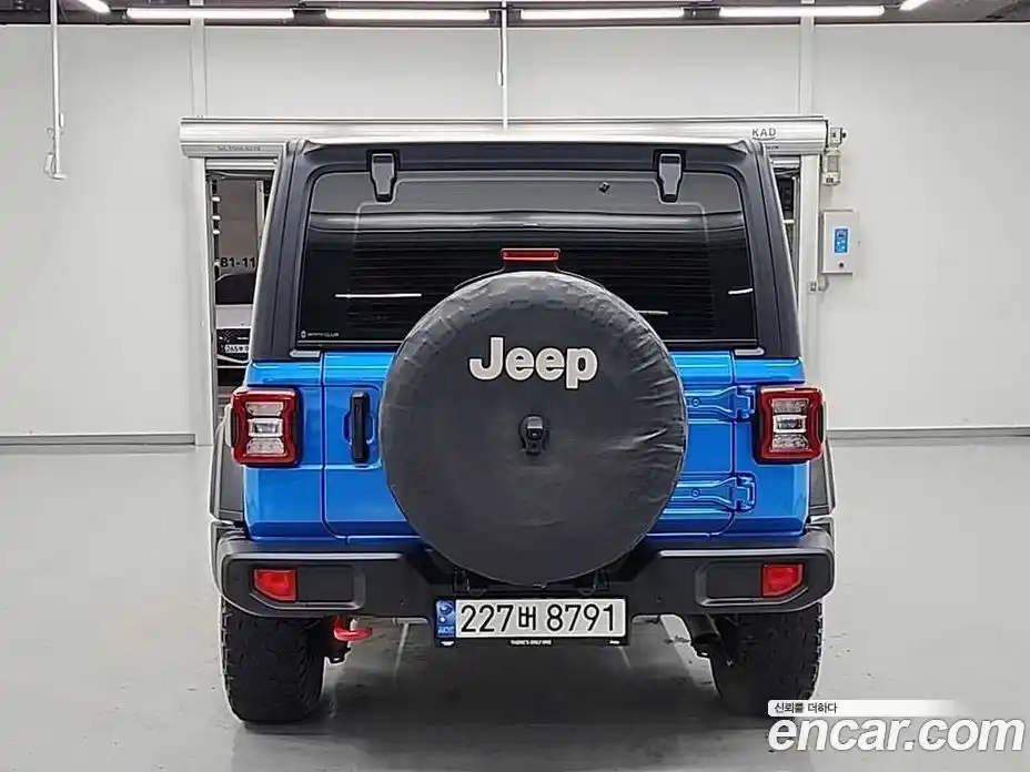 Jeep Wrangler 2023 2.0 гидро в Москве № 232287, фото 4
