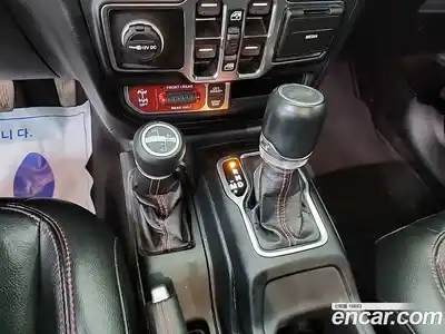 Jeep Wrangler 2023 2.0 гидро в Москве № 232287, миниатюра 8