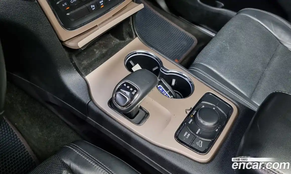 Jeep Cherokee 2013 3.0 гидро в Москве № 232676, фото 9