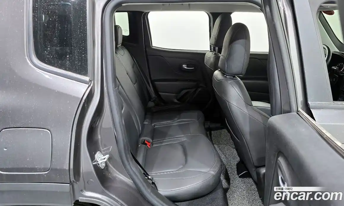 Jeep Renegade 2020 1.6 гидро в Москве № 232711, фото 12
