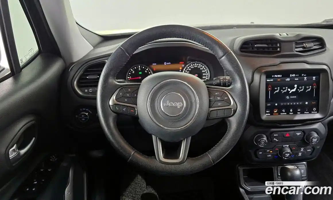 Jeep Renegade 2020 1.6 гидро в Москве № 232711, фото 13