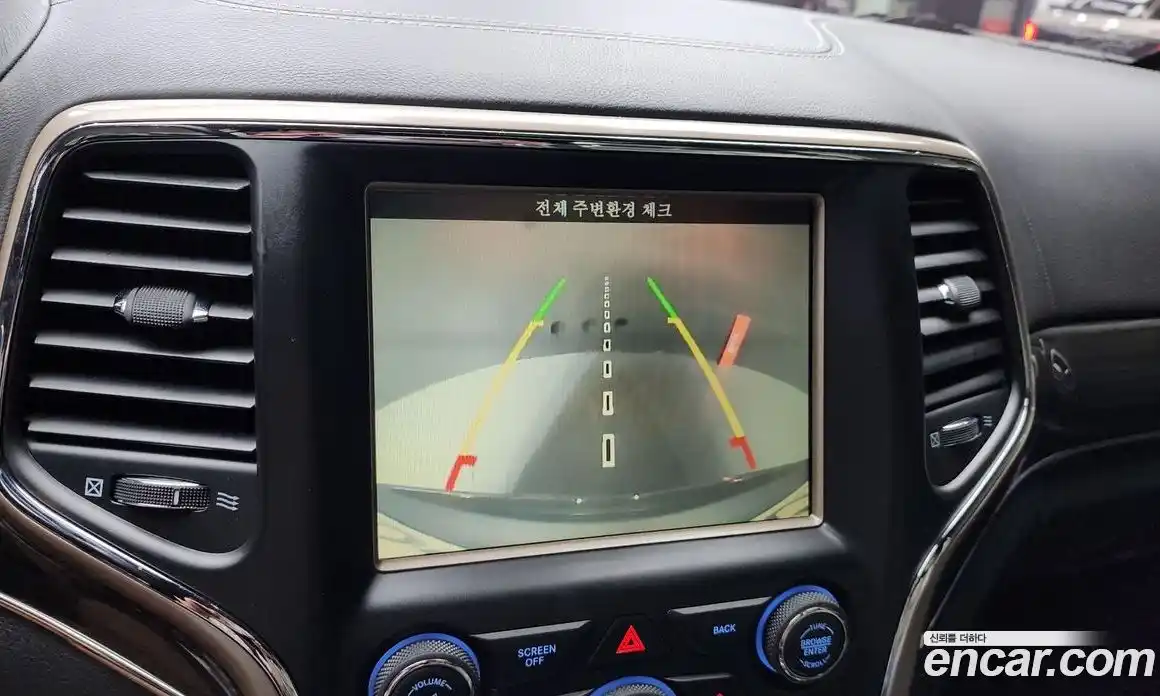 Jeep Cherokee 2014 3.0 гидро в Москве № 232717, фото 15