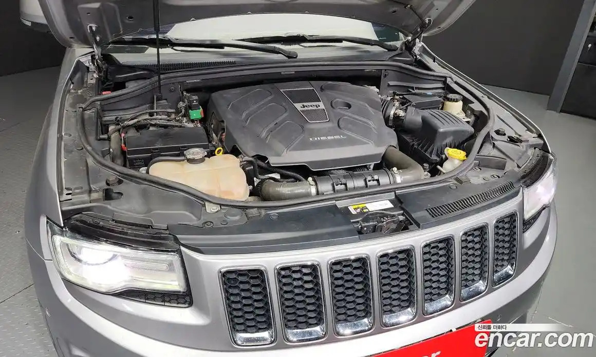 Jeep Cherokee 2014 3.0 гидро в Москве № 232717, фото 6