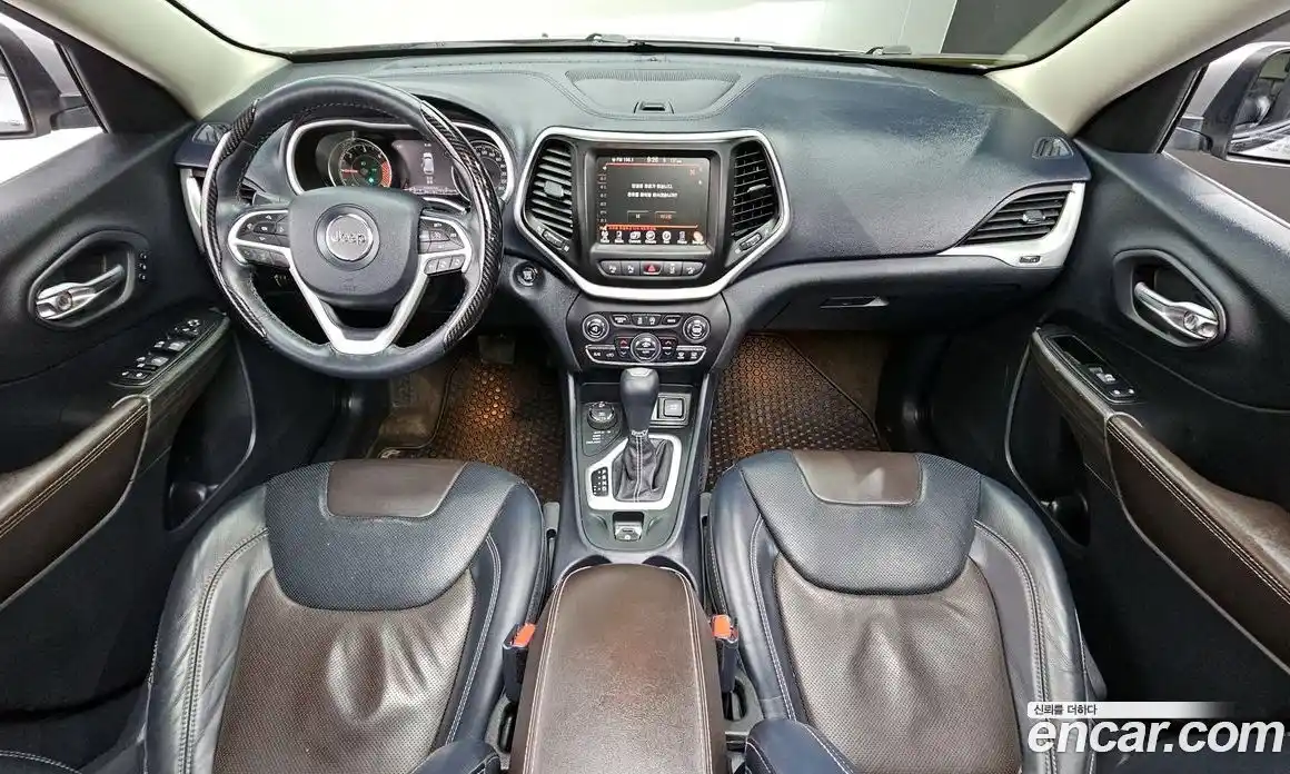 Jeep Cherokee 2015 2.0 гидро в Москве № 232748, фото 7