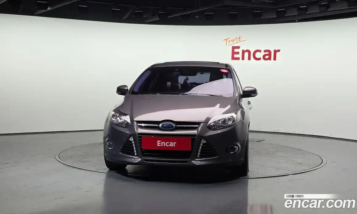 Ford Focus 2014 2.0 гидро в Москве № 255713, фото 3