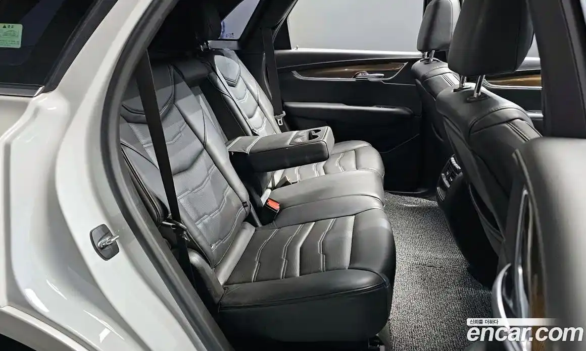 Cadillac XT5 2018 3.6 гидро в Москве № 256469, фото 12