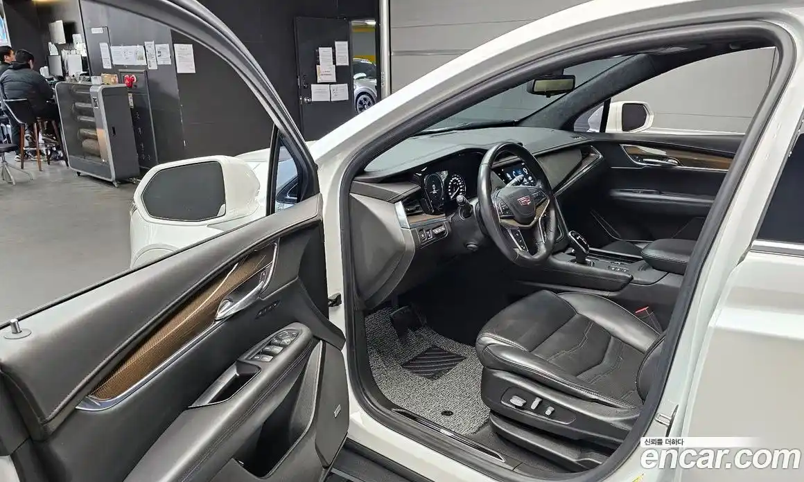Cadillac XT5 2018 3.6 гидро в Москве № 256469, фото 10