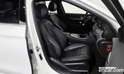 Mercedes-Benz E-Class 2021 2.0 гидро, миниатюра 12
