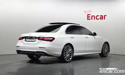 Mercedes-Benz E-Class 2021 2.0 гидро, миниатюра 2