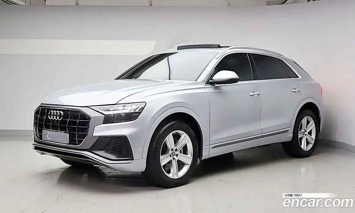Audi Q8 2021 3.0 гидро в Москве № 269519, фото 3