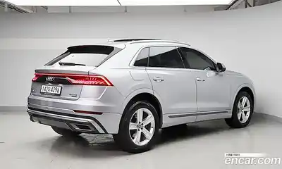 Audi Q8 2021 3.0 гидро в Москве № 269519, миниатюра 4