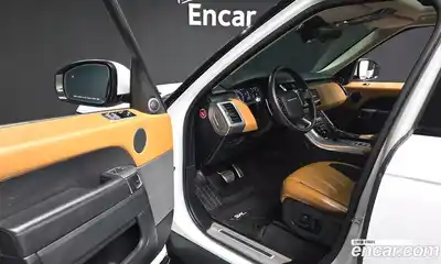Land Rover Range-Rover Sport 2020 3.0 гидро в Москве № 271310, миниатюра 9