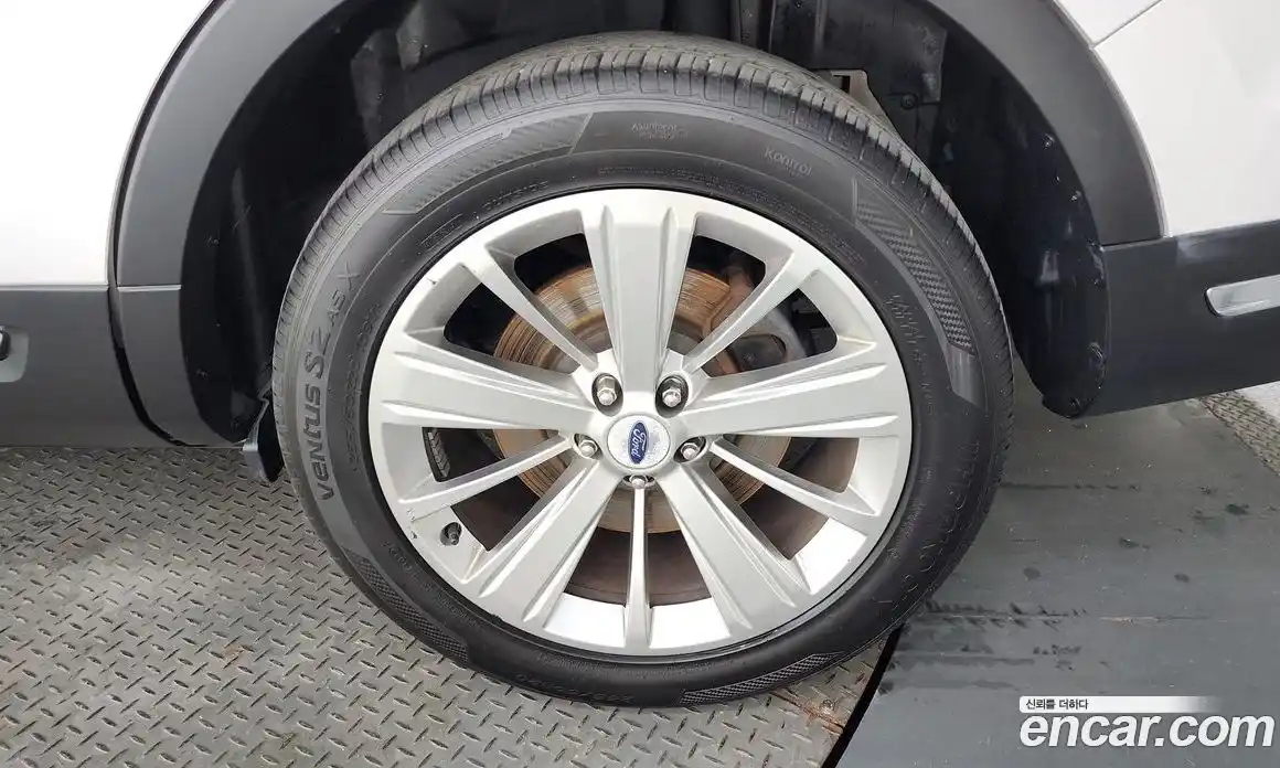 Ford Explorer 2019 2.3 гидро в Москве № 273449, фото 5