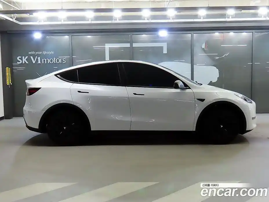 Tesla Model Y 2021 0.2 гидро в Москве № 274900, фото 3