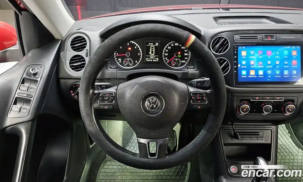 Volkswagen Tiguan 2014 2.0 гидро в Москве № 277474, фото 13