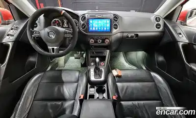 Volkswagen Tiguan 2014 2.0 гидро в Москве № 277474, миниатюра 7