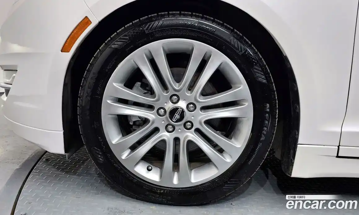 Lincoln MKZ 2015 2.0 гидро в Москве № 282535, фото 5