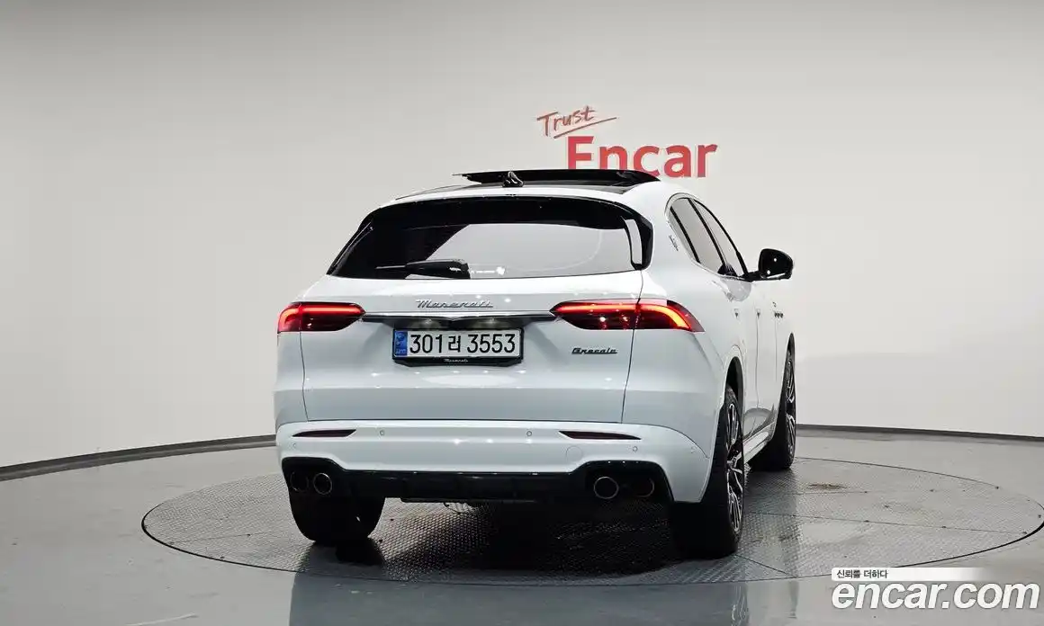 Maserati Grecale 2023 2.0 гидро в Москве № 282741, фото 4