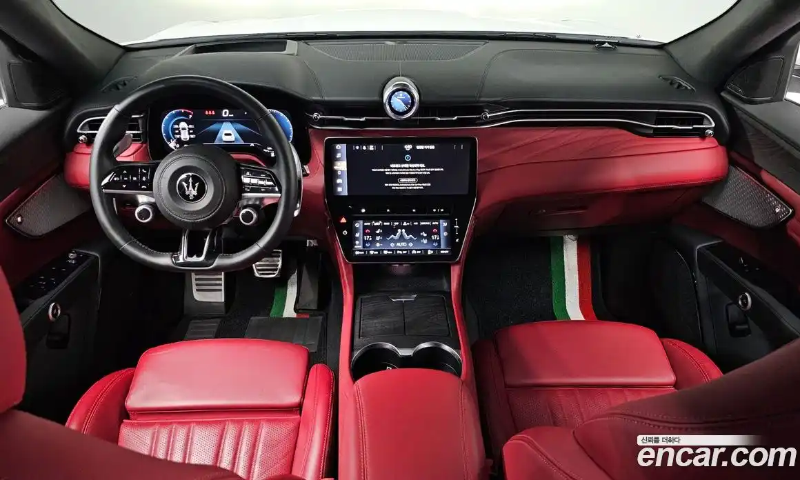 Maserati Grecale 2023 2.0 гидро в Москве № 282741, фото 7