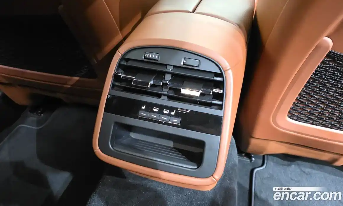 Maserati Quattroporte 2018 3.0 гидро в Москве № 282790, фото 18