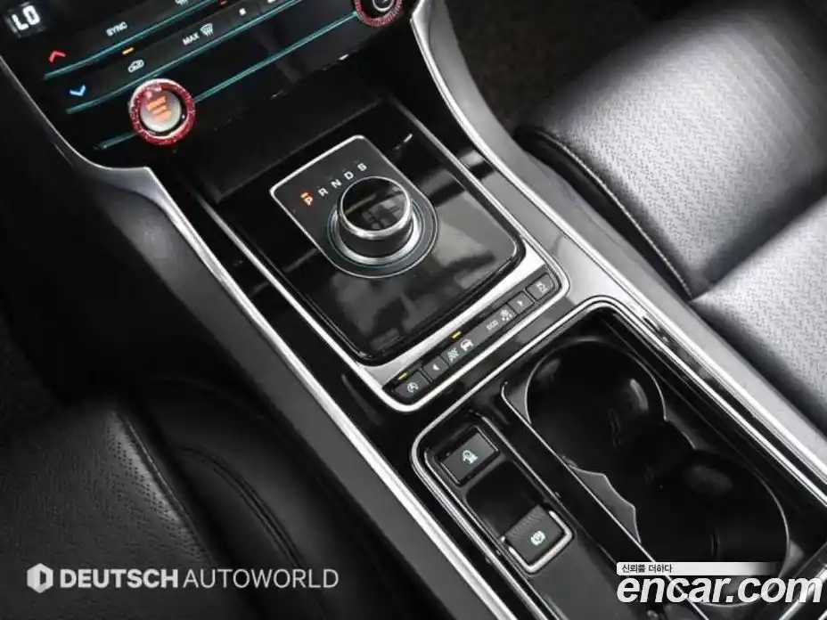 Jaguar XF 2017 2.0 гидро в Москве № 283923, фото 9