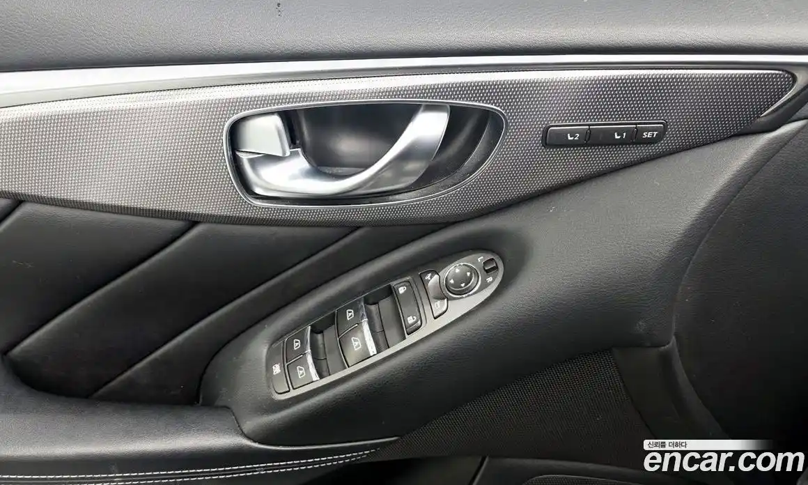 Infiniti Q50 2016 3.5 гидро в Москве № 284106, фото 18