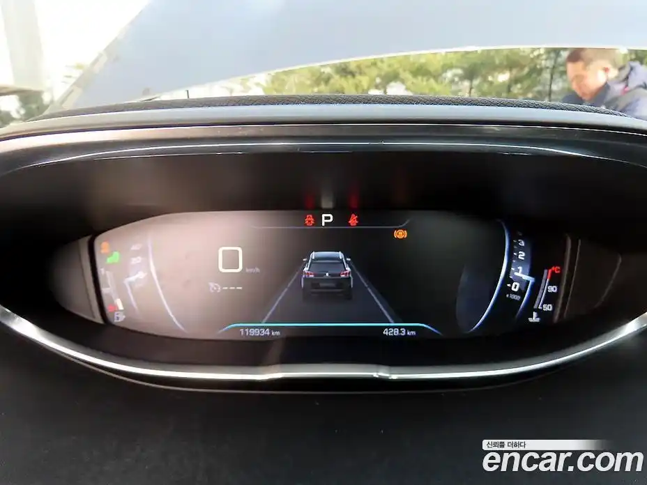 Peugeot 5008 2018 1.6 гидро в Москве № 284589, фото 9